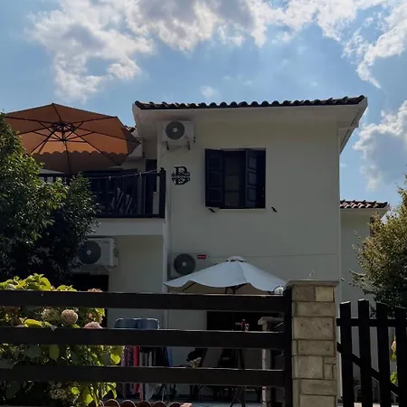 Apartment The Small Papa Nero Pelion